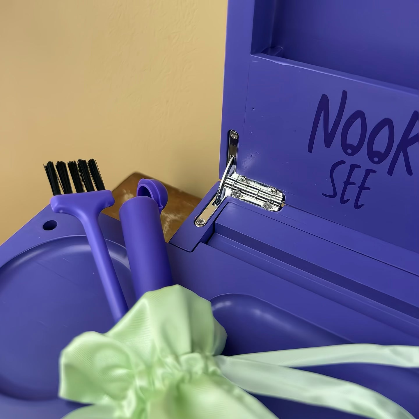 NookseeBox - Purple Haze